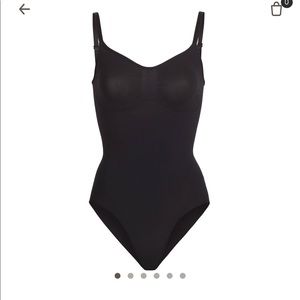 Skims sculpting bodysuit 2xl/3xl